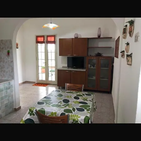 Holiday home Casa Dinetti